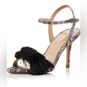 Charles David Collection Womens Sassy Tassel Sandal Heel. Offers are Welcomed
